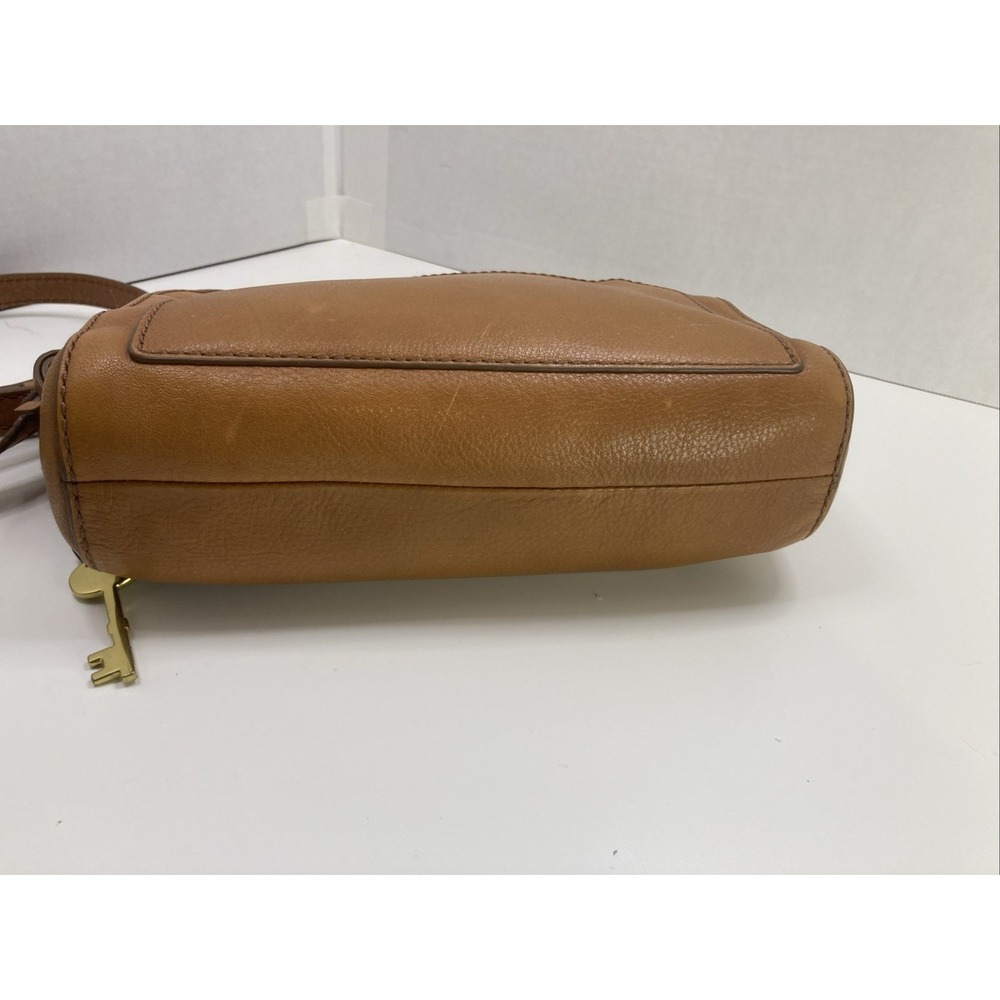 Vintage Tan‎ Brown Fossil Crossbody with Gold Key Purse Handbag 7 inch - Picture 6 of 11